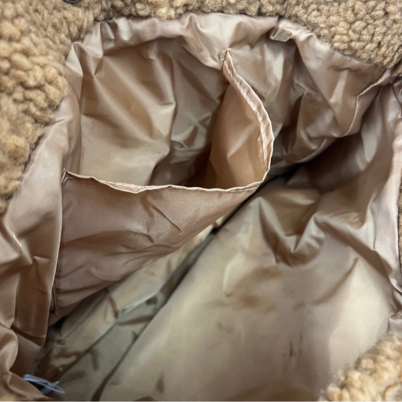 PINK Victoria’s Secret Sherpa Tote Bag New With Tags Plush, Brown, Purse, Laptop - Picture 4 of 8